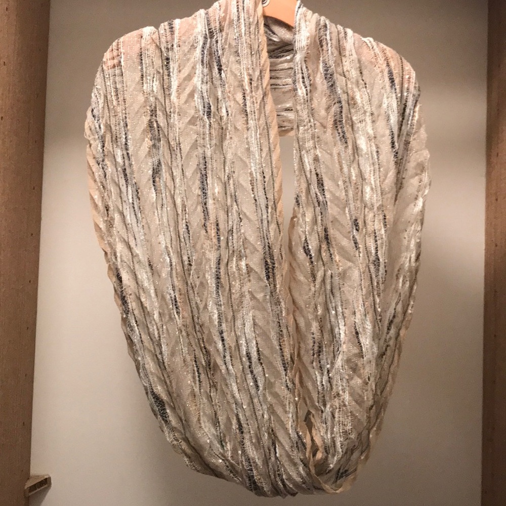 Infinity scarf - Picture 3 of 4